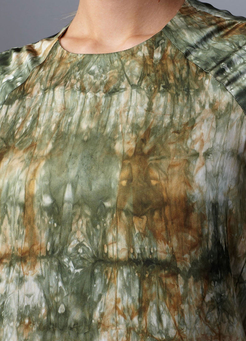 Detail of front neckline on Silk Tie Dyed Blouse - Darby Scott