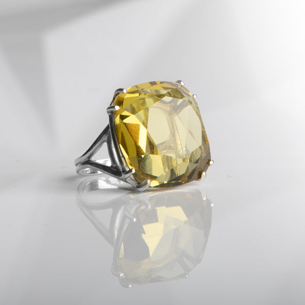 Lime Citrine 34 Carat Cocktail Ring in Sterling Silver